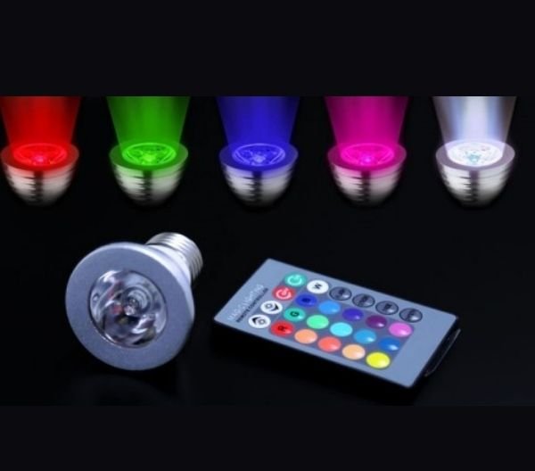 RGB sijalica sa daljinskim upravljačem GU10 3W RGB sijalica sa daljinskim upravljačem GU10 3W